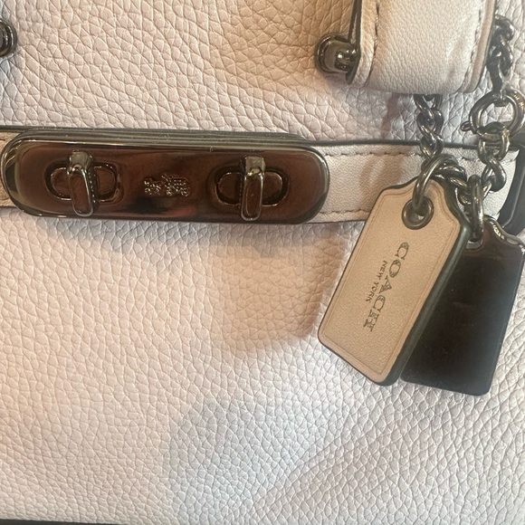 COACH Lilac Silver Hardware Crossbody Bag (Brand New) - Picture 2 of 4